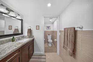 1719 Whitehall Dr, Davie, FL 33324 - Photo 19