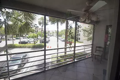 2316 S Cypress Bend Drive #218, Pompano Beach, FL 33069 - Photo 11