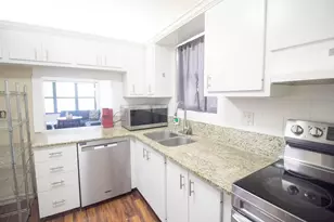 2316 S Cypress Bend Dr, Pompano Beach, FL 33069 - Photo 5