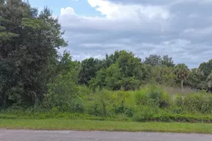 8001 Lockwood Dr, Fort Pierce, FL 34951 - Photo 3