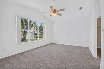 8107 Bellafiore Way, Boynton Beach, FL 33472 - Photo 11