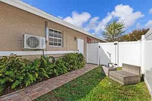 533 NE 1st Ave, Deerfield Beach, FL 33441 - Photo 35