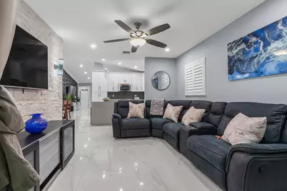 533 NE 1st Avenue, Deerfield Beach, FL 33441 - Photo 21