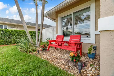533 NE 1st Avenue, Deerfield Beach, FL 33441 - Photo 5