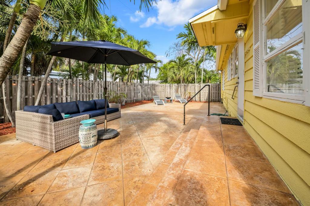 813 SE 14th Ct - 813 SE 14th Ct, Fort Lauderdale, FL 33316 Luxury Property | Jose Angel Pina