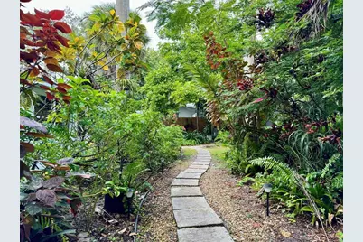 737 SW 14th Avenue, Fort Lauderdale, FL 33312 - Photo 23