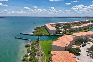 3 Harbour Isle Dr E, Fort Pierce, FL 34949 - Photo 13
