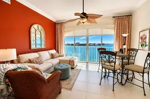 3 Harbour Isle Dr E, Fort Pierce, FL 34949 - Photo 1