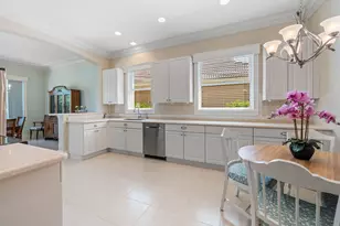 9139 Bay Harbour Cir, West Palm Beach, FL 33411 - Photo 5