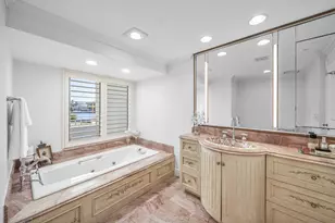 300 SE 5th Ave, Boca Raton, FL 33432 - Photo 13