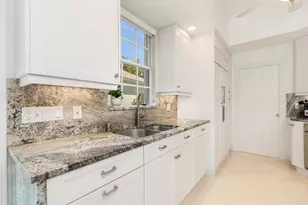 144 Euphrates Cir, Palm Beach Gardens, FL 33410 - Photo 7