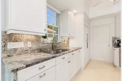 144 Euphrates Circle, Palm Beach Gardens, FL 33410 - Photo 7