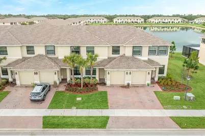 10032 W Villa Circle, Vero Beach, FL 32966 - Photo 1