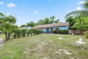 4309 Gulfstream Rd, Lake Worth, FL 33461 - Photo 9