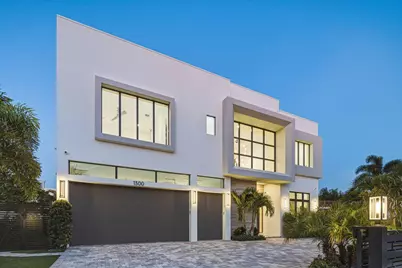 1300 NE 4th Court, Boca Raton, FL 33432 - Photo 3