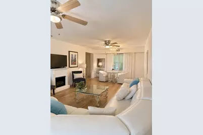 5570 Tamberlane Circle #331, Palm Beach Gardens, FL 33418 - Photo 9