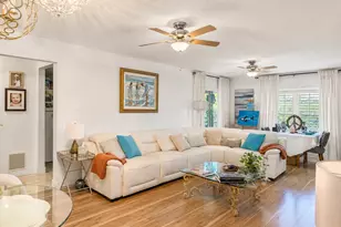 5570 Tamberlane Cir, Palm Beach Gardens, FL 33418 - Photo 5