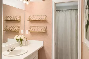 5570 Tamberlane Cir, Palm Beach Gardens, FL 33418 - Photo 15