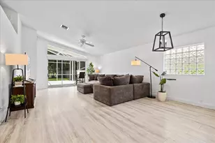 1820 S Club Dr, Wellington, FL 33414 - Photo 9