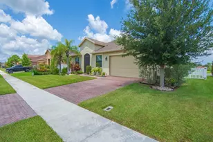 9880 Verona Manor, Vero Beach, FL 32966 - Photo 3