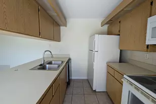 555 Green Springs Pl, West Palm Beach, FL 33409 - Photo 7