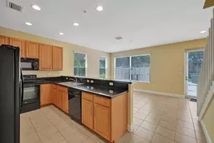 1326 SW 147th Ter, Pembroke Pines, FL 33027 - Photo 13