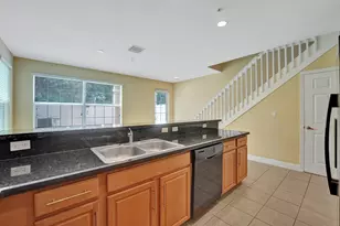 1326 SW 147th Ter, Pembroke Pines, FL 33027 - Photo 19