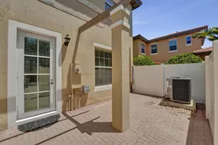 1326 SW 147th Ter, Pembroke Pines, FL 33027 - Photo 49