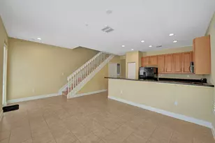 1326 SW 147th Ter, Pembroke Pines, FL 33027 - Photo 23