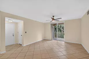 6370 Emerald Dunes Dr, West Palm Beach, FL 33411 - Photo 5