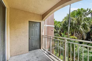 6370 Emerald Dunes Dr, West Palm Beach, FL 33411 - Photo 13