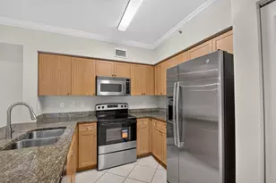 6370 Emerald Dunes Dr, West Palm Beach, FL 33411 - Photo 1