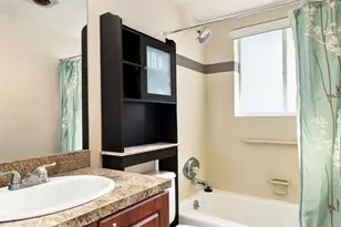 2920 Cynthia Ln, Lake Worth Beach, FL 33461 - Photo 13