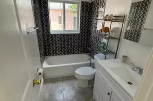 1507 Hayes St, Hollywood, FL 33020 - Photo 11