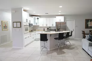 821 SW 13th Ct, Pompano Beach, FL 33060 - Photo 7