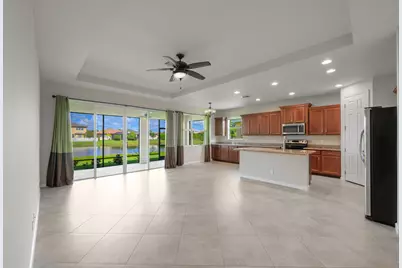 11263 SW Barton Way, Port Saint Lucie, FL 34987 - Photo 7