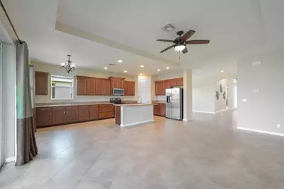11263 SW Barton Way, Port Saint Lucie, FL 34987 - Photo 9