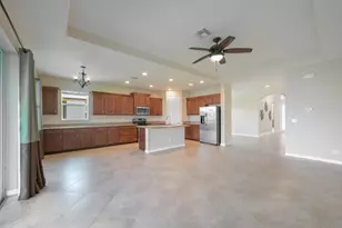 11263 SW Barton Way, Port Saint Lucie, FL 34987 - Photo 9