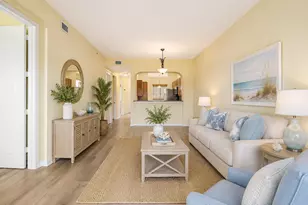 3600 Oaks Clubhouse Dr, Pompano Beach, FL 33069 - Photo 3
