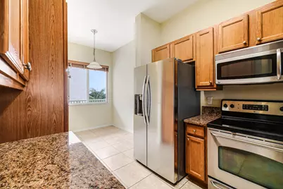 3600 Oaks Clubhouse Drive #505, Pompano Beach, FL 33069 - Photo 9