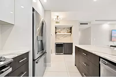 340 Sunset Drive #405, Fort Lauderdale, FL 33301 - Photo 13