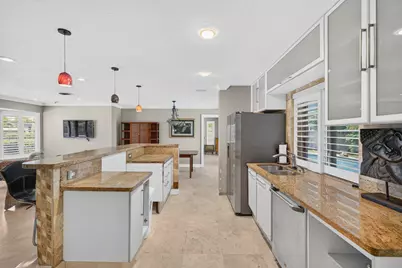 5581 NE 28th Avenue, Fort Lauderdale, FL 33308 - Photo 15