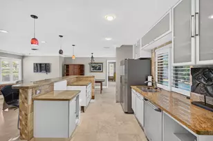 5581 NE 28th Ave, Fort Lauderdale, FL 33308 - Photo 15
