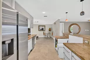 5581 NE 28th Ave, Fort Lauderdale, FL 33308 - Photo 13