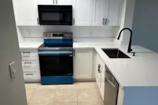 5011 Wiles Rd, Coconut Creek, FL 33073 - Photo 7