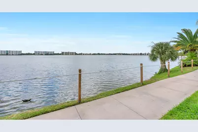 116 Lake Emerald Drive #101, Oakland Park, FL 33309 - Photo 21