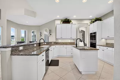 11554 Knightsbridge Place, Wellington, FL 33449 - Photo 17
