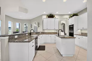 11554 Knightsbridge Pl, Wellington, FL 33449 - Photo 17