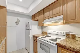 1213 SE 1st St, Fort Lauderdale, FL 33301 - Photo 13