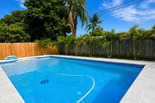 345 Pinehurst Rd, West Palm Beach, FL 33461 - Photo 15